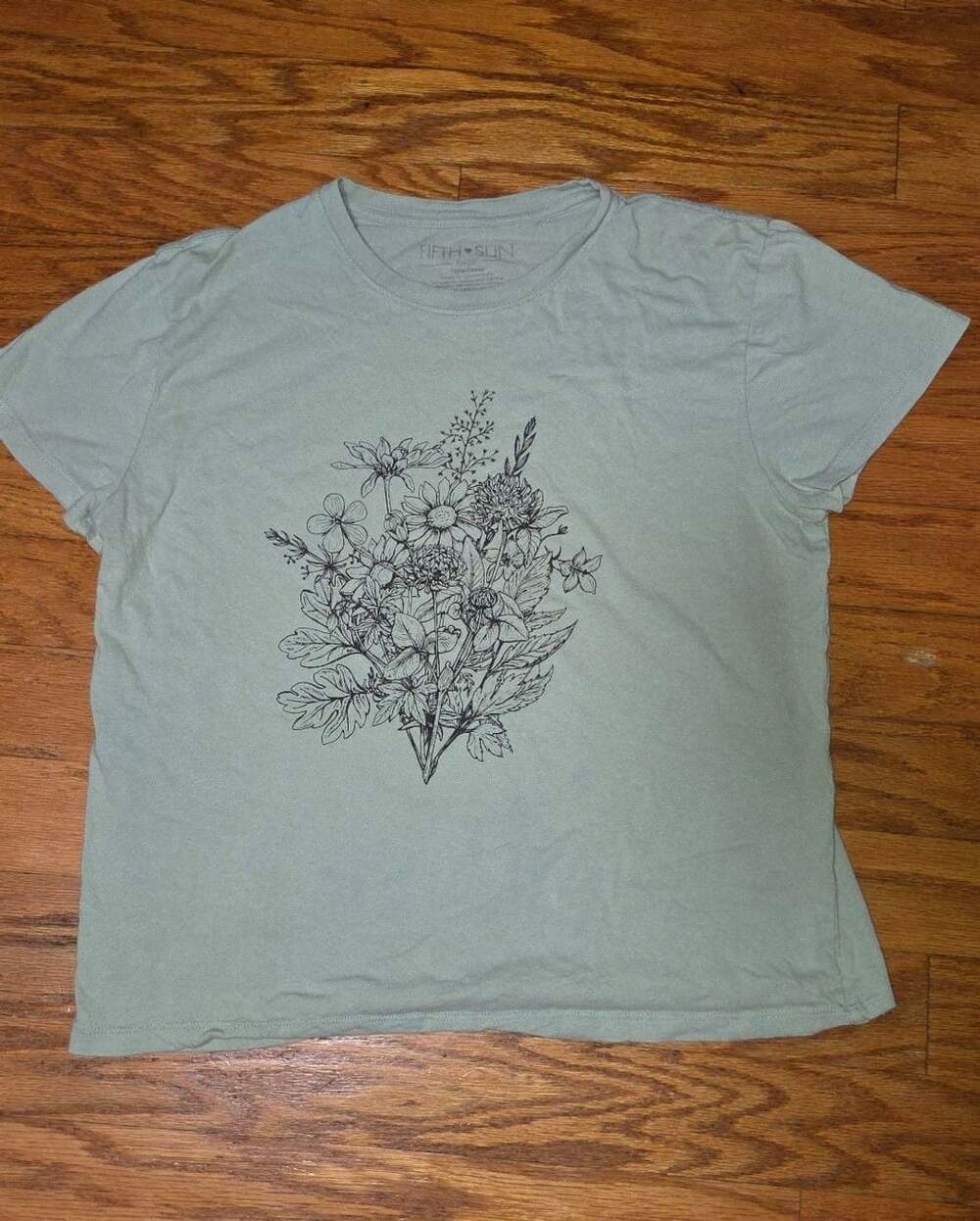 Fifth Sun Beige Sage Wildflower Shirt Tee